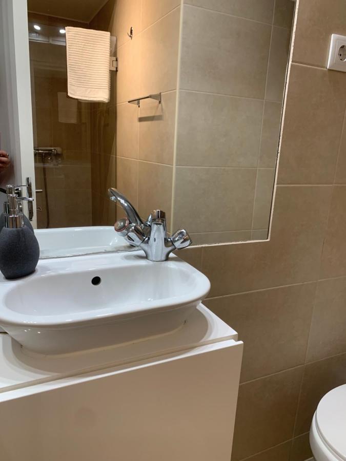 מטוסיניוס Sunset Guest Home מראה חיצוני תמונה